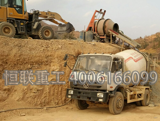 貴州黔西南州興義市望謨縣東風(fēng)6立方小型攪拌車(chē)國(guó)家鄉(xiāng)村公路工程